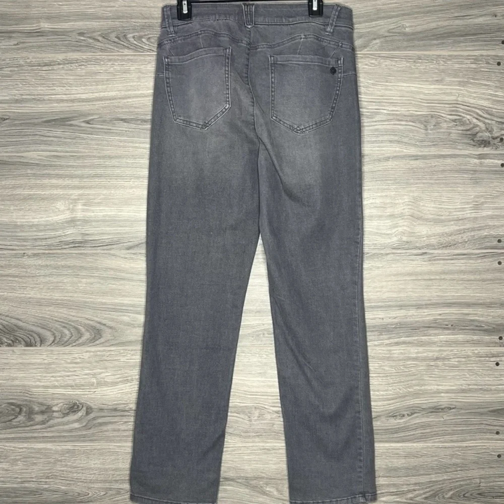 Democracy Grey Straight Leg Jeans Size 10-READ - Picture 4 of 8